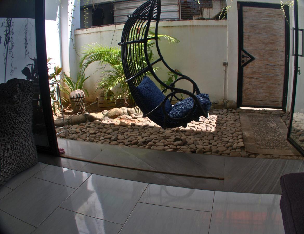 3 Waves Hotel Huu Exterior photo